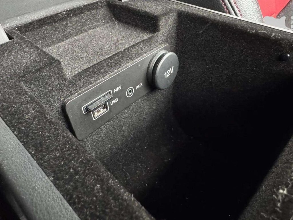 Used Jaguar XE 2015 for sale - 76291251: Photo 33