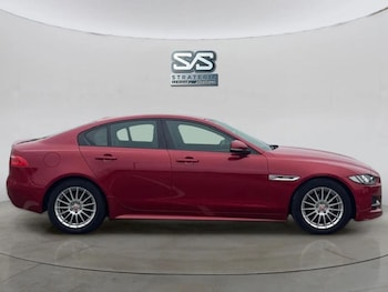 Used Jaguar XE 2015 for sale - 76291251: Photo