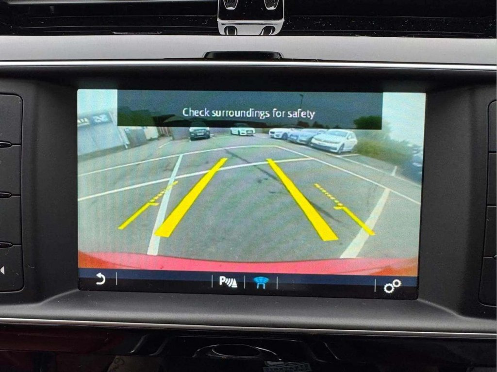 Used Jaguar XE 2015 for sale - 76291251: Photo 40