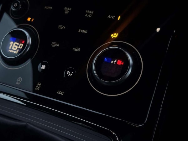 Used Land Rover Range Rover Evoque 2019 for sale - 76266870: Photo 38