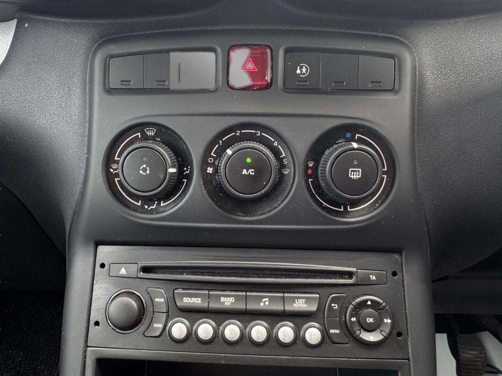 Used Citroen C3 Picasso 2014 for sale - 77990812: Photo 26