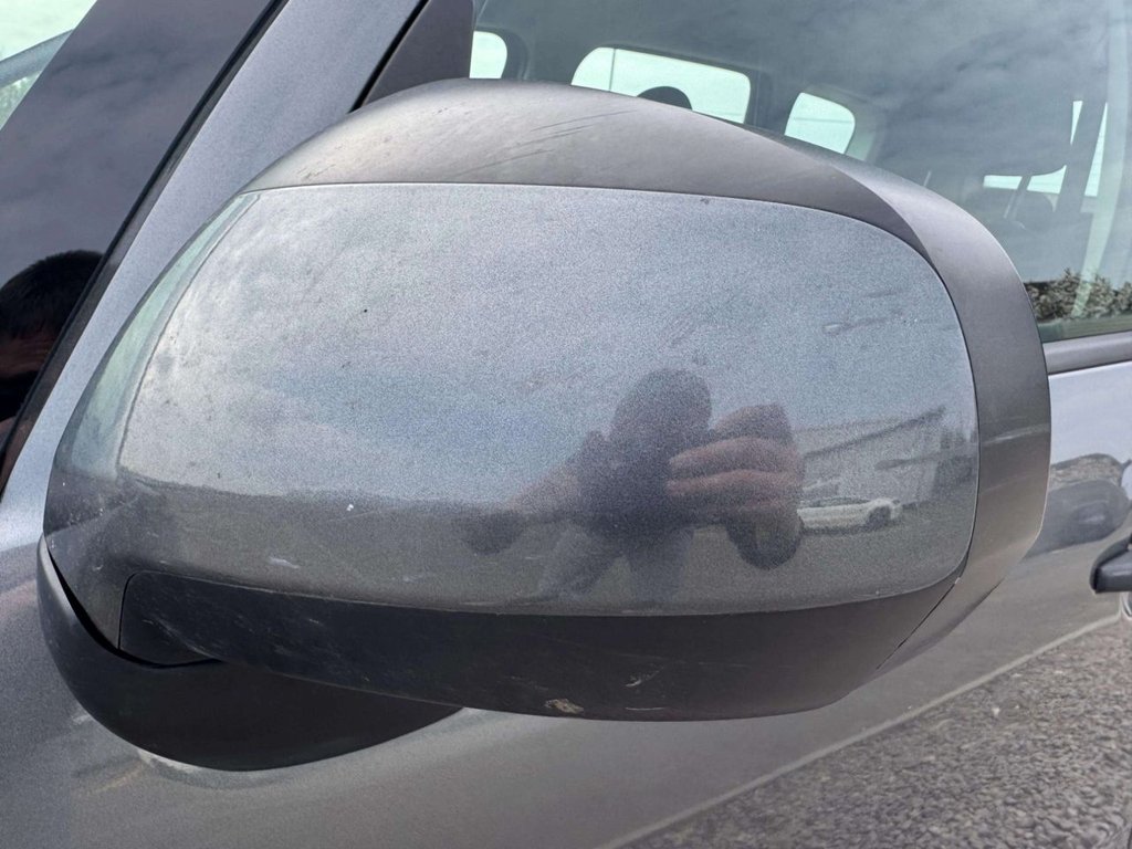 Used Citroen C3 Picasso 2014 for sale - 77990812: Photo 39