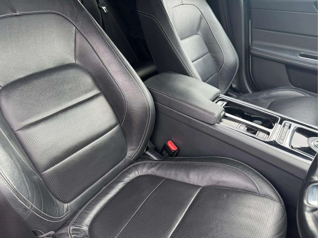 Used Jaguar XF 2018 for sale - 77249895: Photo 12