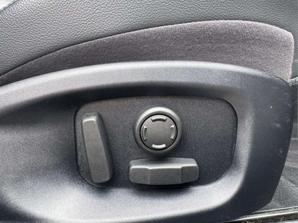 Used Jaguar XF 2018 for sale - 77249895: Photo 13