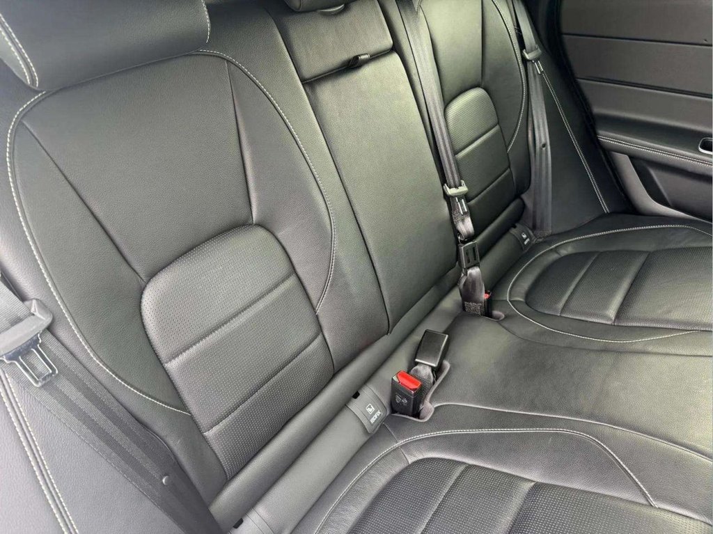 Used Jaguar XF 2018 for sale - 77249895: Photo 21