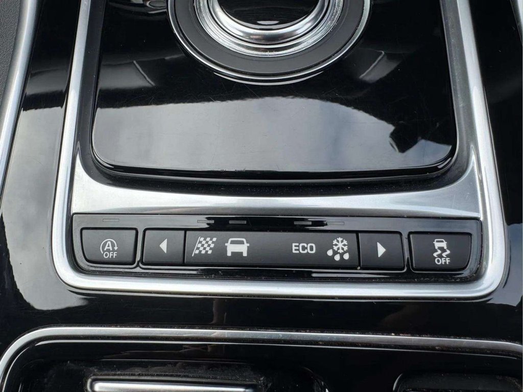 Used Jaguar XF 2018 for sale - 77249895: Photo 50