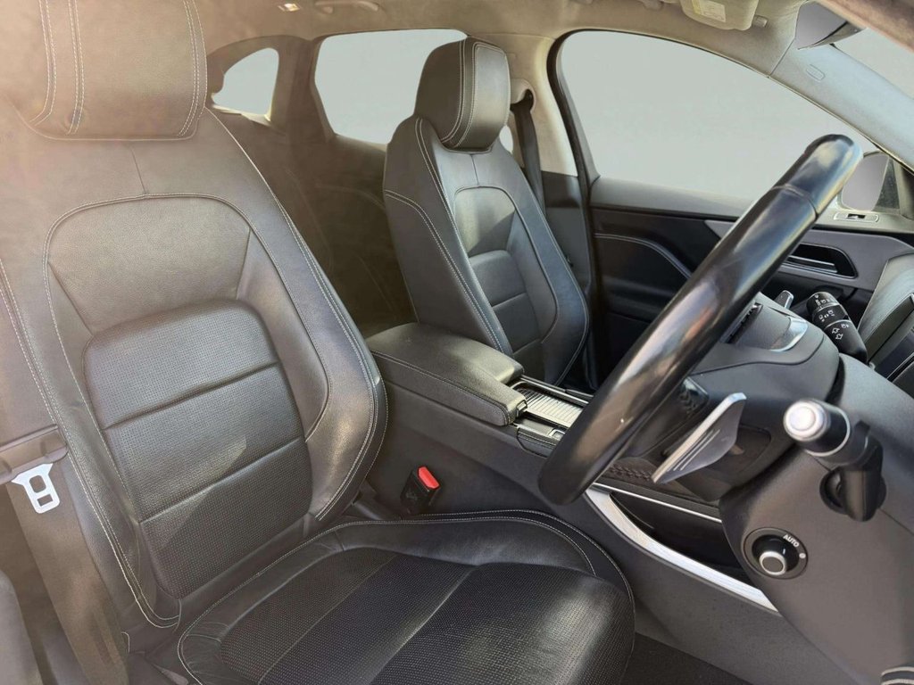 Used Jaguar F-Pace 2018 for sale - 77262984: Photo 19