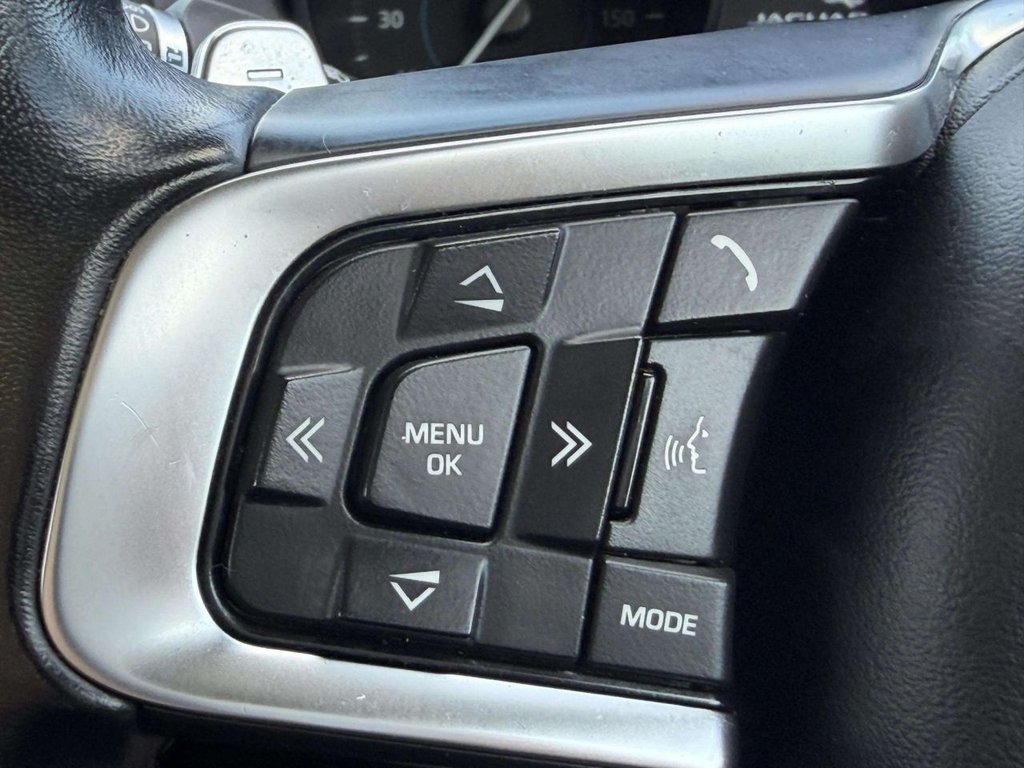 Used Jaguar F-Pace 2018 for sale - 77262984: Photo 32