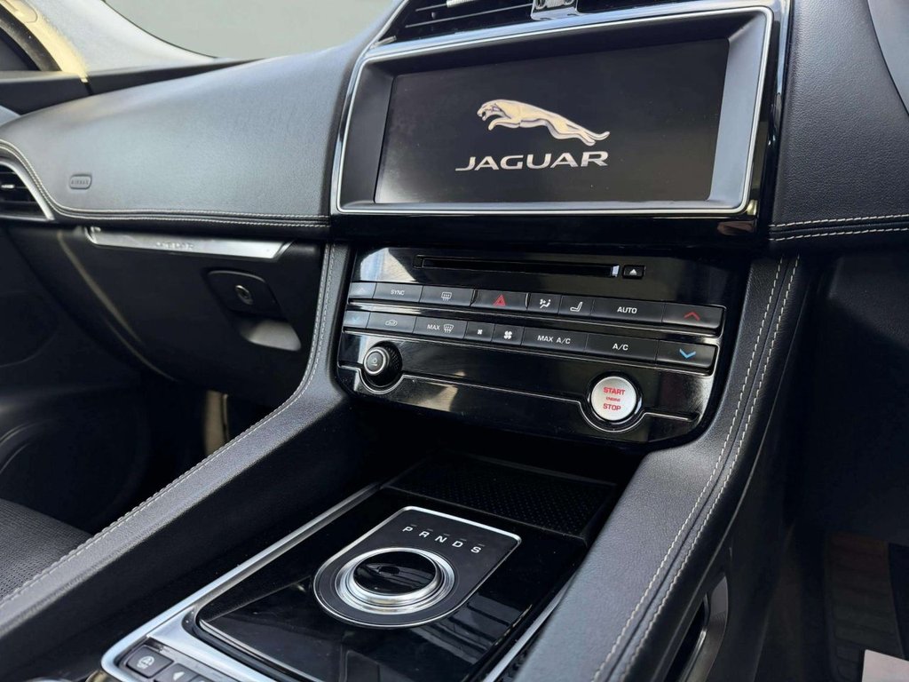 Used Jaguar F-Pace 2018 for sale - 77262984: Photo 37