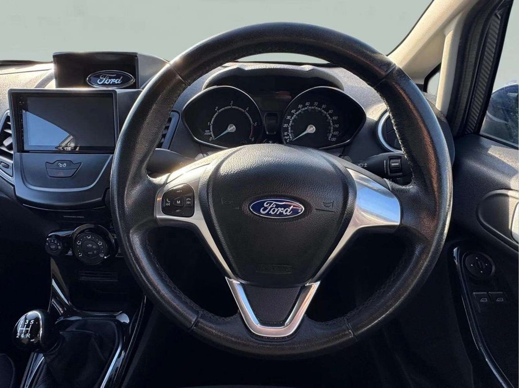 Used Ford Fiesta 2015 for sale - 76570055: Photo 24