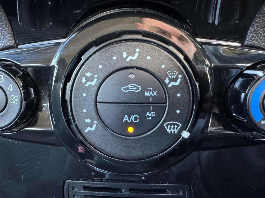 Used Ford Fiesta 2015 for sale - 76570055: Photo 31