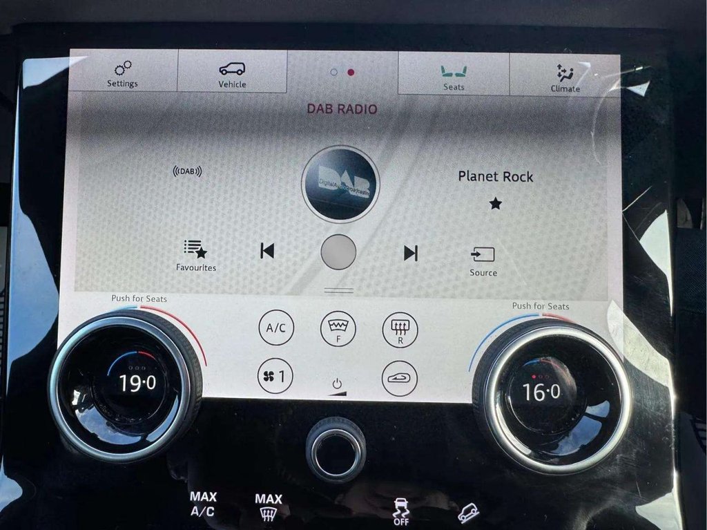 Used Land Rover Range Rover Velar 2019 for sale - 77572117: Photo 36