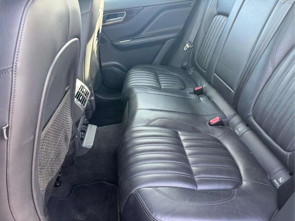 Used Jaguar F-Pace 2017 for sale - 76386272: Photo 11