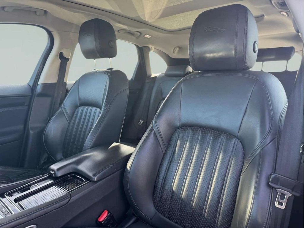 Used Jaguar F-Pace 2017 for sale - 76386272: Photo 17