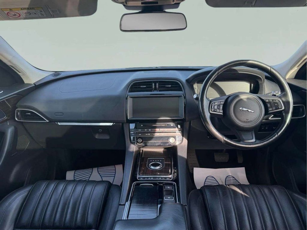 Used Jaguar F-Pace 2017 for sale - 76386272: Photo 21