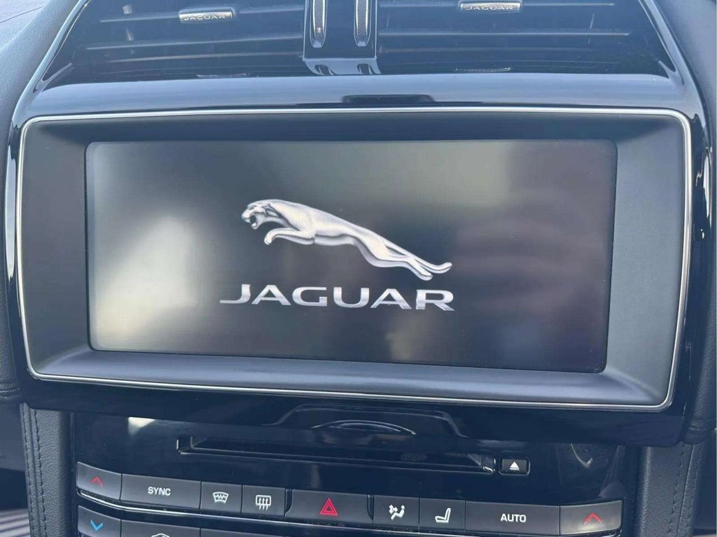 Used Jaguar F-Pace 2017 for sale - 76386272: Photo 34