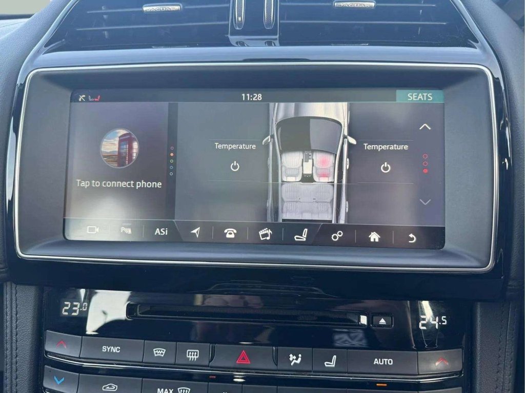 Used Jaguar F-Pace 2017 for sale - 76386272: Photo 38