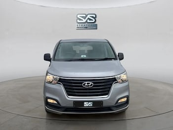 Used Hyundai i800 2019 for sale - 76018951: Photo 3