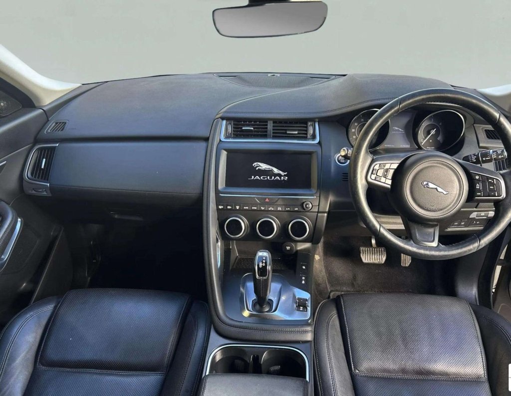 Used Jaguar E-Pace 2019 for sale - 76386336: Photo 3