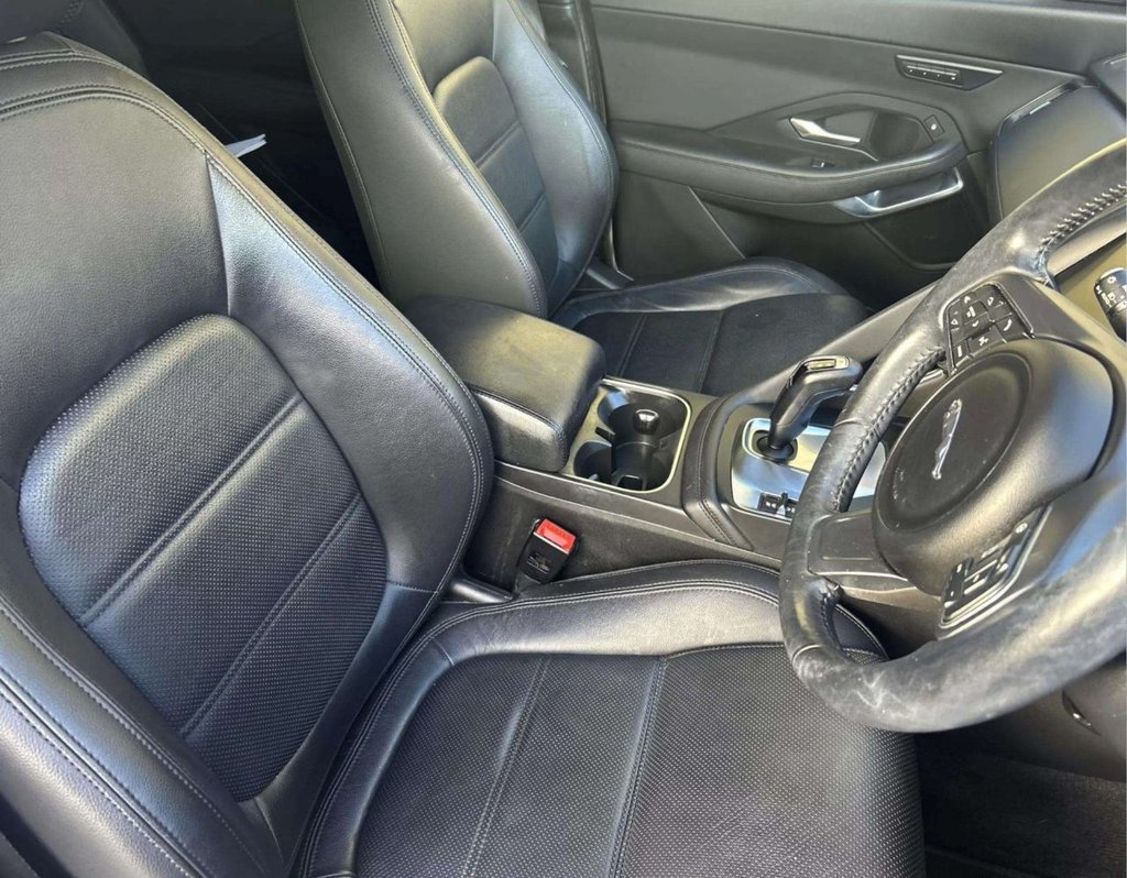 Used Jaguar E-Pace 2019 for sale - 76386336: Photo 9