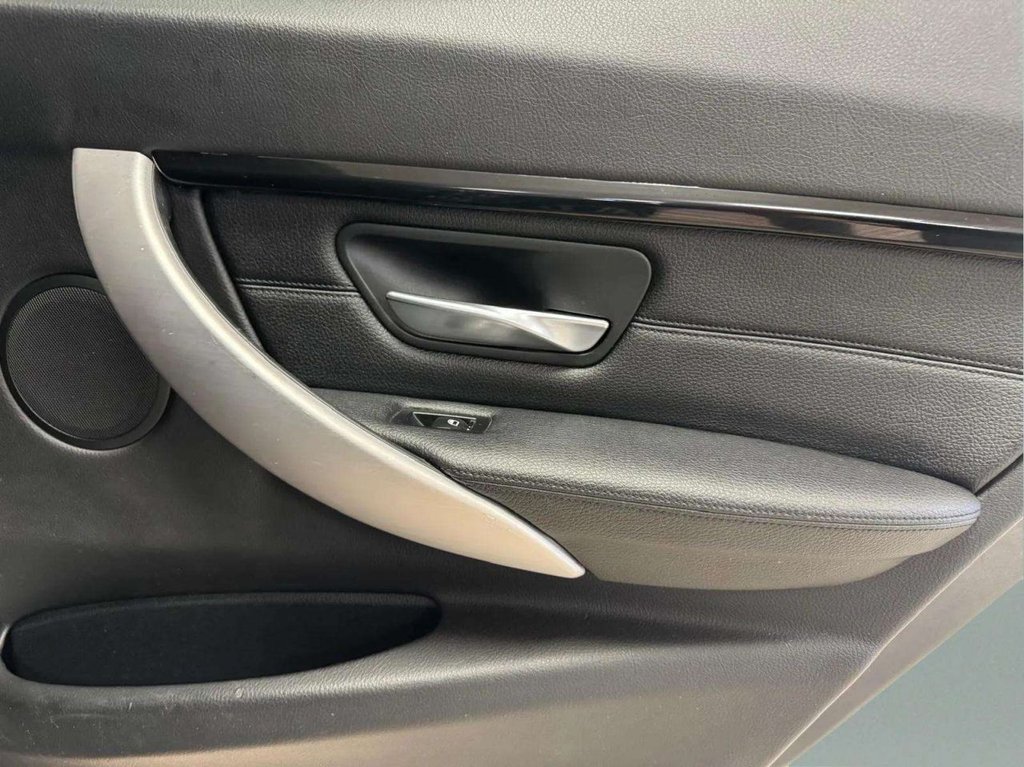 Used BMW 3 Series 2016 for sale - 77436708: Photo 44