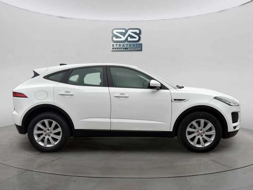 Used Jaguar E-Pace 2019 for sale - 77534032: Photo 4