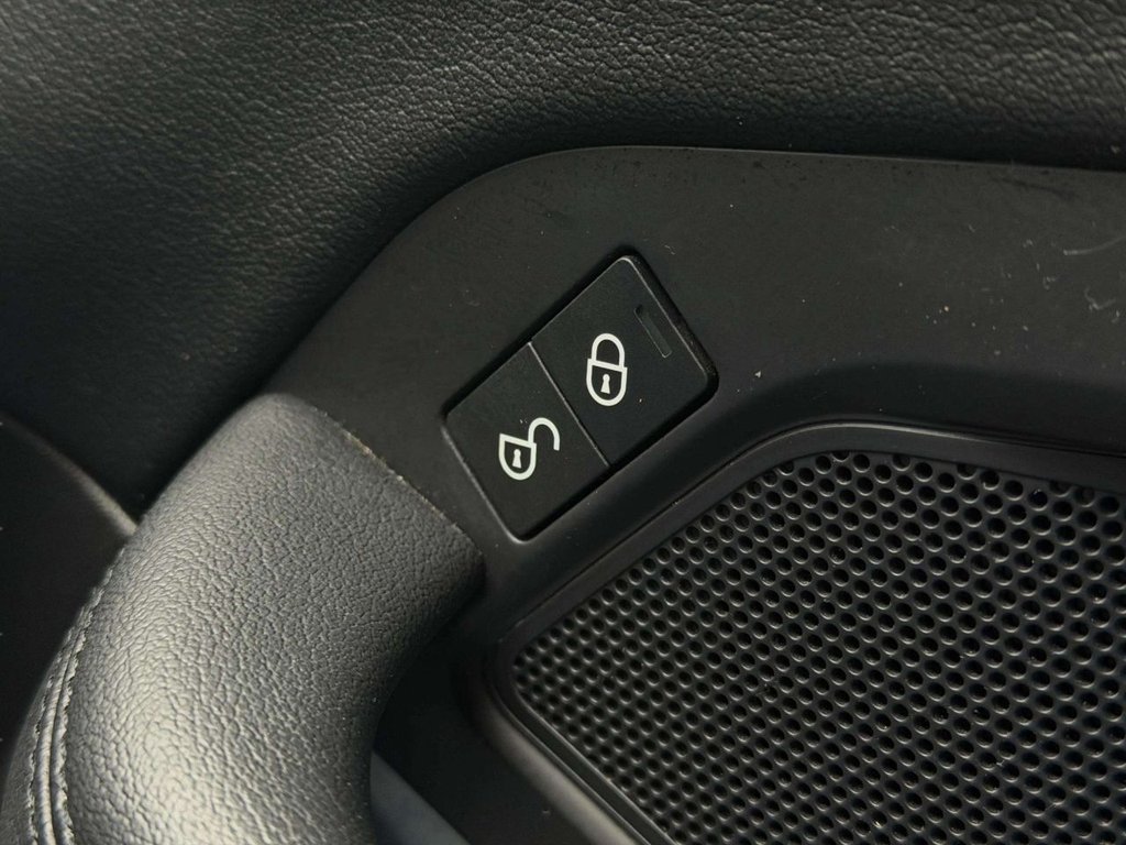 Used Jaguar E-Pace 2019 for sale - 77534032: Photo 40