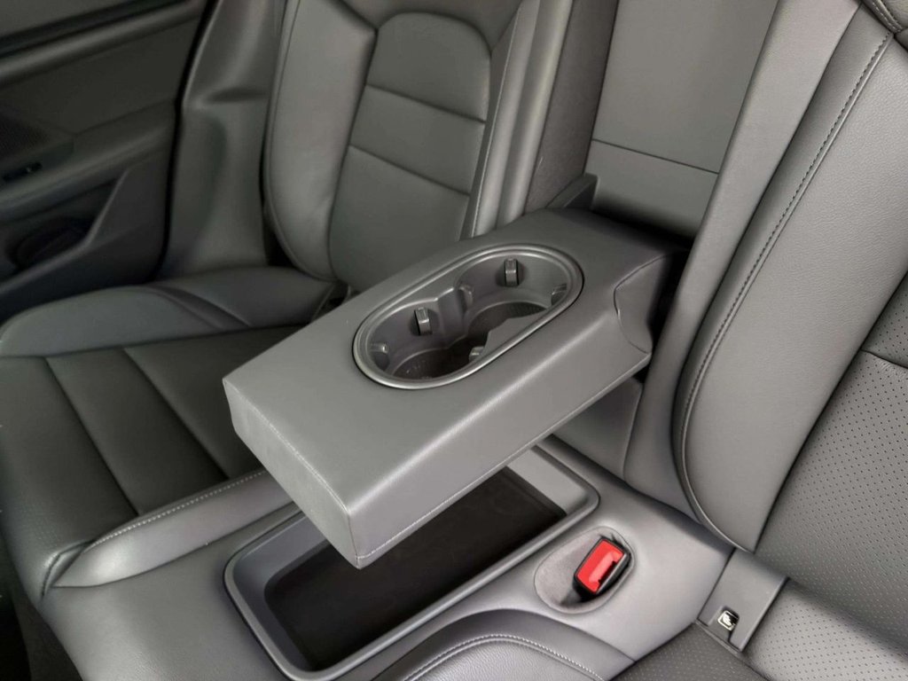 Used Porsche Taycan 2023 for sale - 78030355: Photo 17