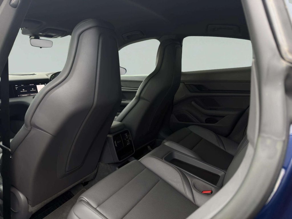 Used Porsche Taycan 2023 for sale - 78030355: Photo 18