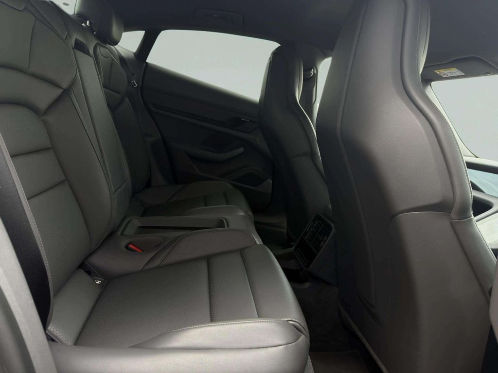 Used Porsche Taycan 2023 for sale - 78030355: Photo 25