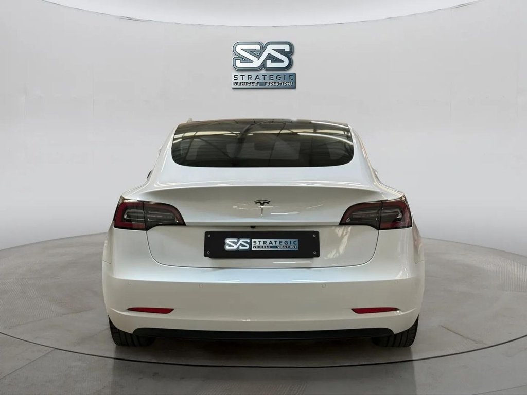 Used Tesla Model 3 2021 for sale - 76439309: Photo 5