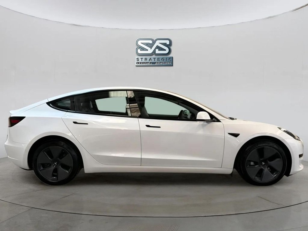 Used Tesla Model 3 2021 for sale - 76439309: Photo 9