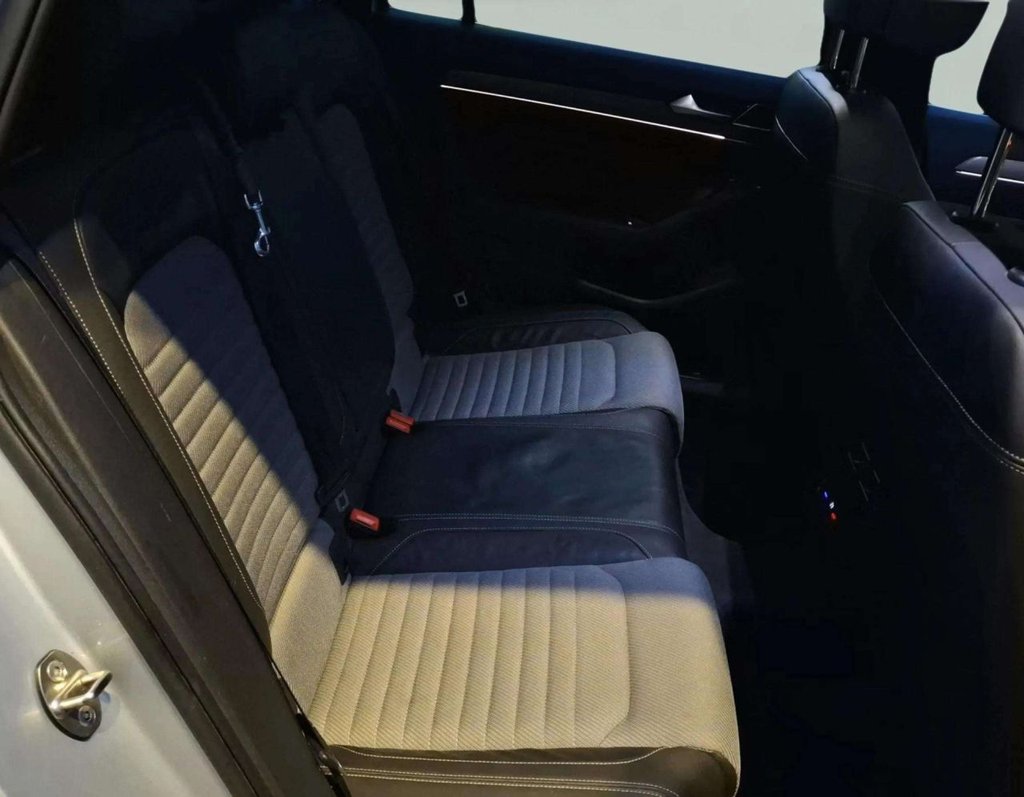 Used Volkswagen Passat 2017 for sale - 76604929: Photo 8