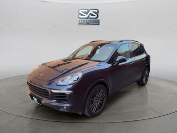 Used Porsche Cayenne 2016 for sale - 79210077: Photo