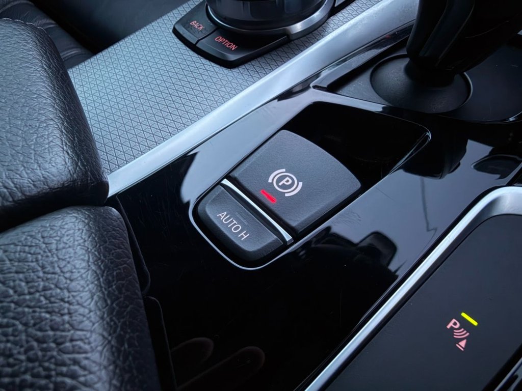 Used BMW 5 Series 2017 for sale - 77172348: Photo 43