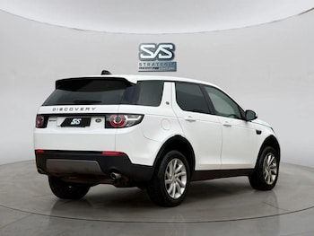 Used Land Rover Discovery Sport 2018 for sale - 77250465: Photo