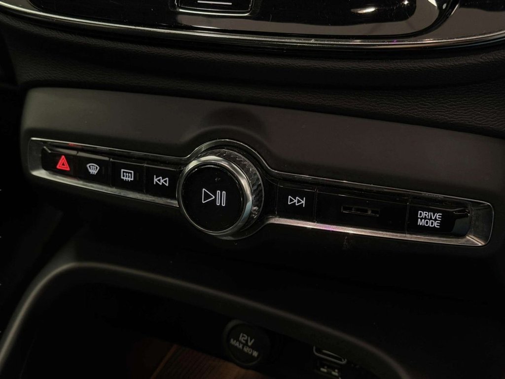 Used Volvo XC40 2019 for sale - 77546790: Photo 46