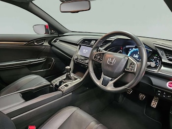 Used Honda Civic 2019 for sale - 78358685: Photo