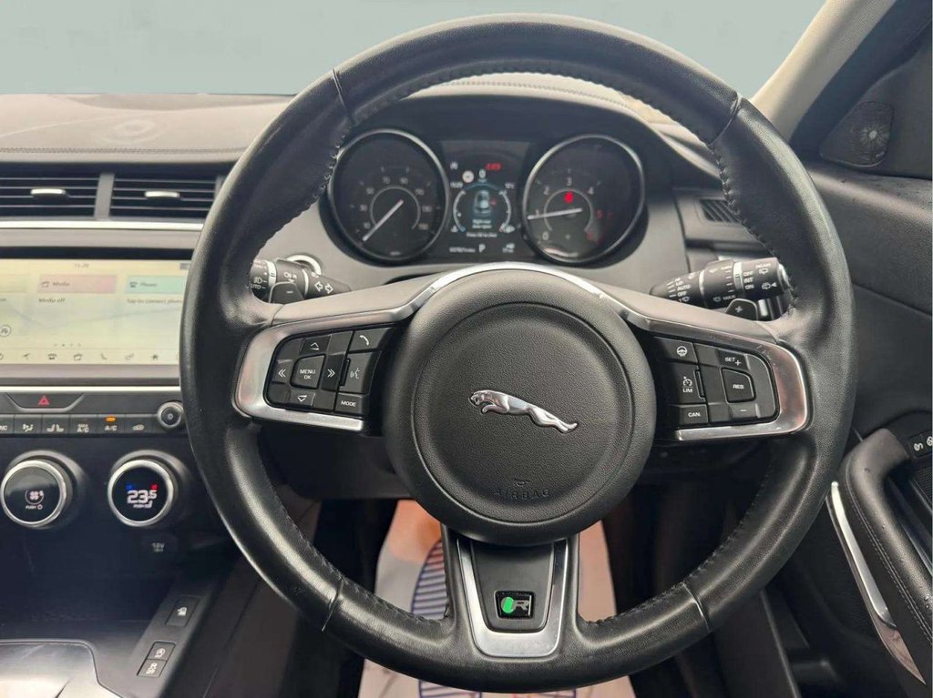 Used Jaguar E-Pace 2018 for sale - 77806368: Photo 29