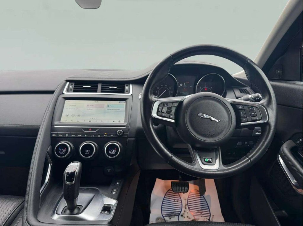 Used Jaguar E-Pace 2018 for sale - 77806368: Photo 45