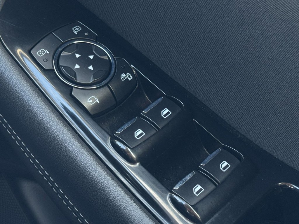 Used Ford S-Max 2017 for sale - 75831957: Photo 43