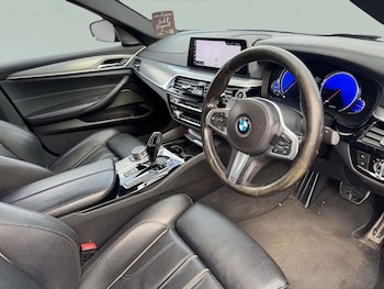 Used BMW 5 Series 2017 for sale - 76245310: Photo 3