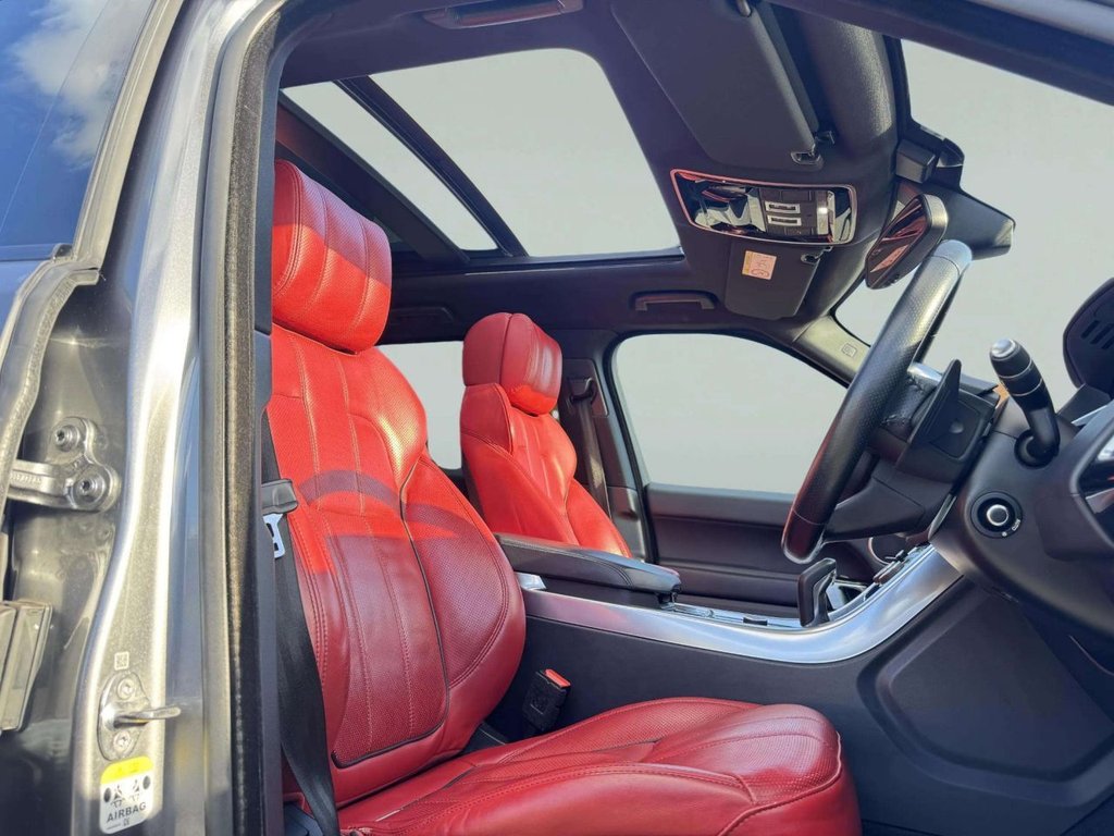 Used Land Rover Range Rover Sport 2015 for sale - 76345378: Photo 2