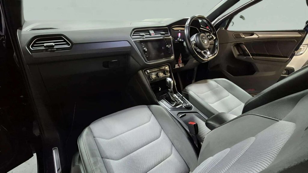 Used Volkswagen Tiguan 2017 for sale - 77287891: Photo 10