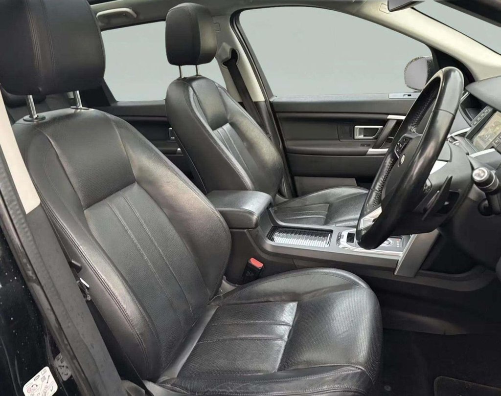 Used Land Rover Discovery Sport 2017 for sale - 77287829: Photo 3