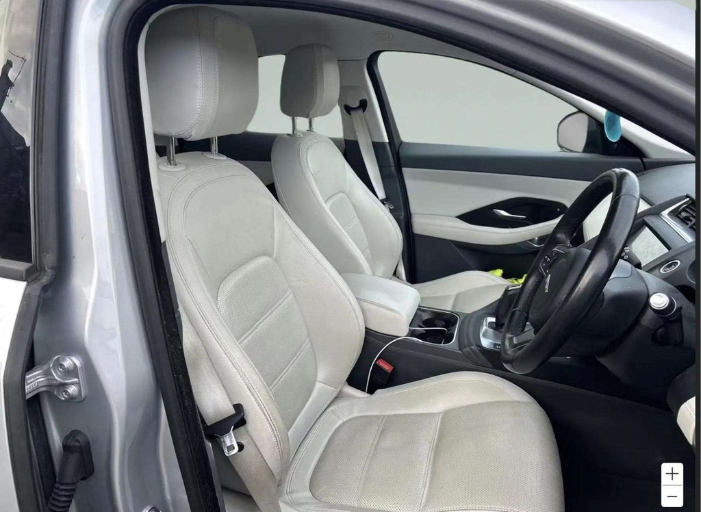 Used Jaguar E-Pace 2019 for sale - 76868186: Photo 8