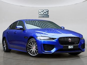 Used Jaguar XE 2020 for sale - 76386226: Photo
