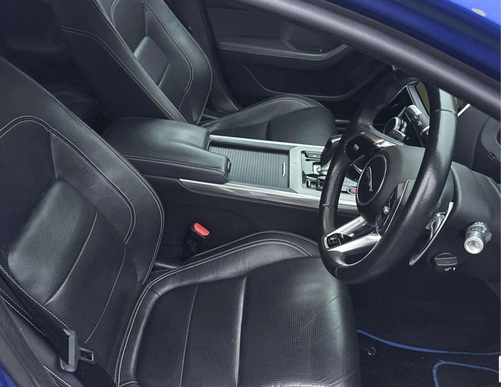 Used Jaguar XE 2020 for sale - 76386226: Photo 8