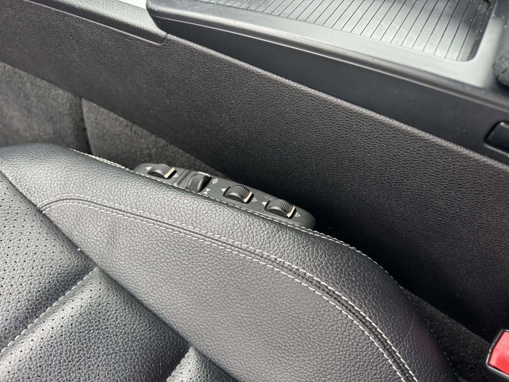 Used Mercedes-Benz E Class 2012 for sale - 77038103: Photo 20