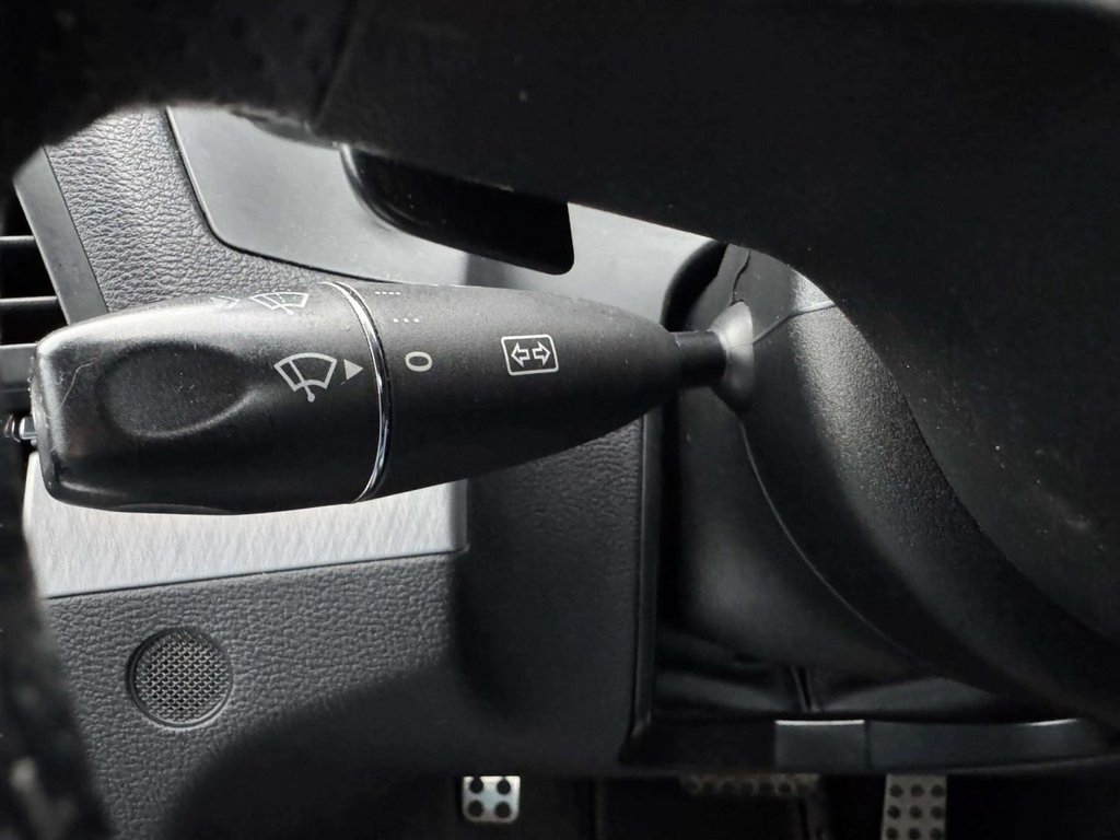 Used Mercedes-Benz E Class 2012 for sale - 77038103: Photo 33